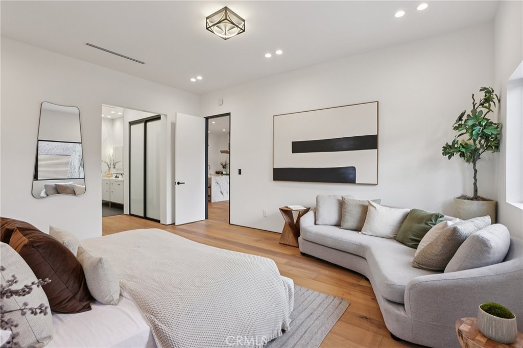 MLS #SB25240312 image #25