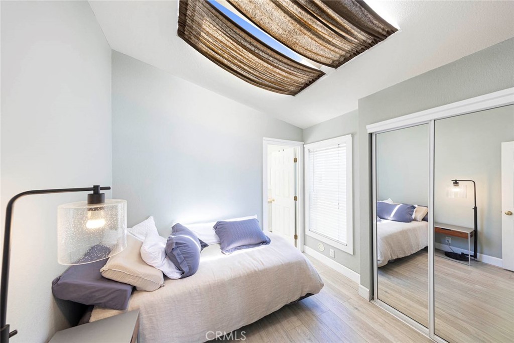 MLS #OC25253681 image #7