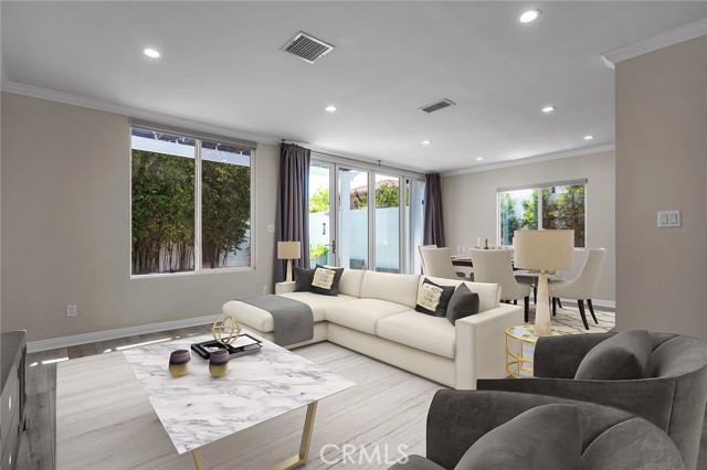 17900 Bullock Street, Encino CA: https://media.crmls.org/medias/3a8592f2-7e29-44ff-8565-de99b081b69b.jpg