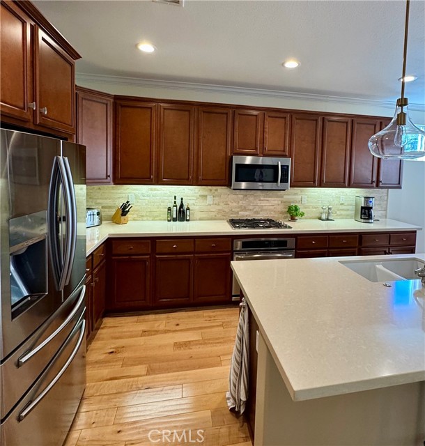Detail Gallery Image 21 of 57 For 23801 Los Pinos Ct, Corona,  CA 92883 - 2 Beds | 2 Baths