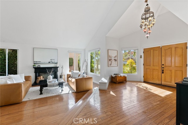 12026 Haven Crest Street, Moorpark CA: https://media.crmls.org/medias/3a86bf80-43eb-451b-aa09-3ccfb9edeaf8.jpg