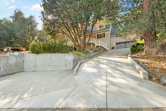 Detail Gallery Image 2 of 48 For 1764 Ash, Wrightwood,  CA 92397 - 4 Beds | 2/1 Baths