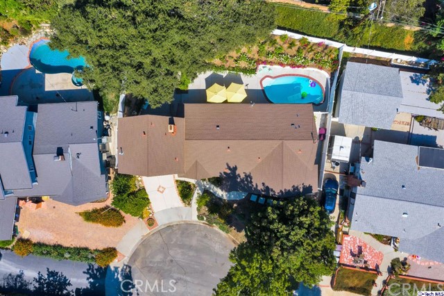 3825 Los Amigos Street, La Crescenta CA: https://media.crmls.org/medias/3a8871eb-8b4c-403f-ae58-3c935e09cebd.jpg