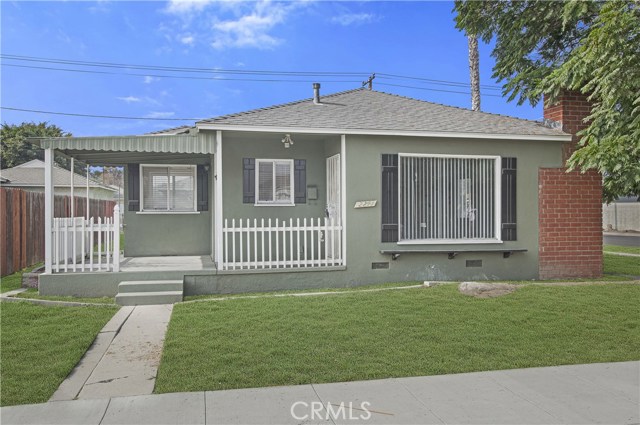 2241 Clark Ave, Long Beach, CA 90815