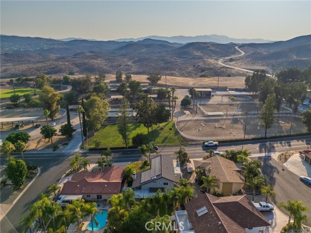Detail Gallery Image 47 of 54 For 29172 Longhorn Dr, Canyon Lake,  CA 92587 - 4 Beds | 3 Baths