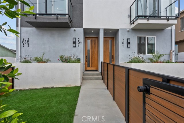201 S Westlake Ave Unit #203, Los Angeles CA: https://media.crmls.org/medias/3a8b2575-cc56-4053-b502-0448d61b75e4.jpg