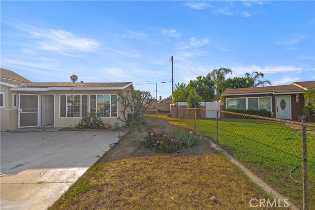 369 Lang Avenue, La Puente CA: https://media.crmls.org/medias/3a8bbd75-a646-4002-a6b8-0048b9e4c7dd.jpg