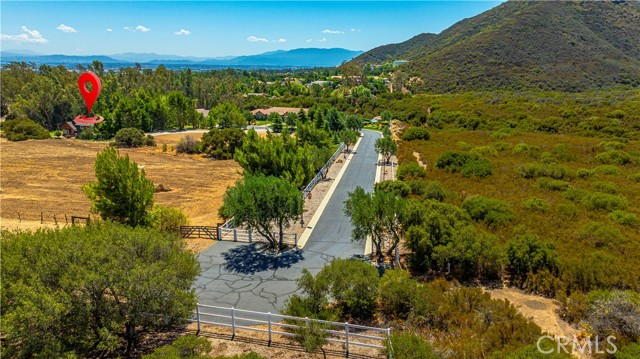 42970 Grace Lane, Murrieta CA: https://media.crmls.org/medias/3a8bbf88-270b-4109-9fd3-0ed417425716.jpg