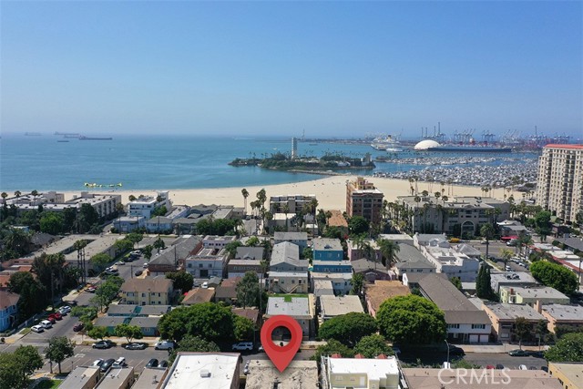 Detail Gallery Image 1 of 24 For 1047 E 1st St #9,  Long Beach,  CA 90802 - 1 Beds | 1 Baths