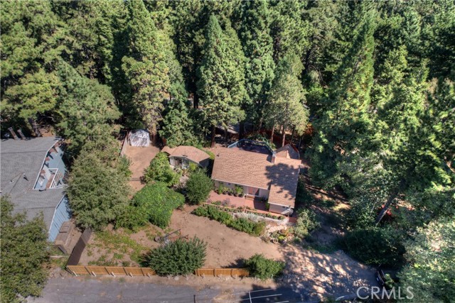 Detail Gallery Image 1 of 39 For 22911 Crest Forest Dr, Crestline,  CA 92325 - 3 Beds | 2/1 Baths