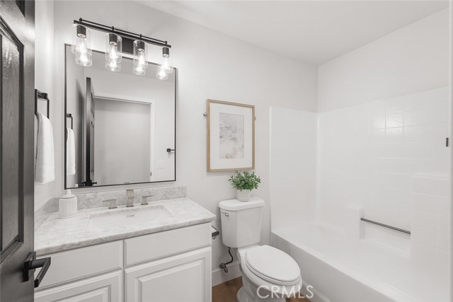 Detail Gallery Image 19 of 58 For 4042 E Avenue R6, Palmdale,  CA 93552 - 3 Beds | 2 Baths