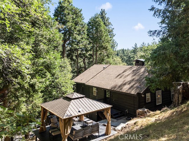 24834 Edelweiss Drive, Crestline, CA 92325