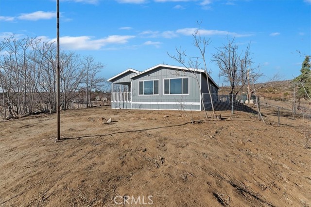 60500 Indian Paint Brush Road, Anza CA: https://media.crmls.org/medias/3a8ee5ce-2136-41b4-aec7-74cbcd53456e.jpg