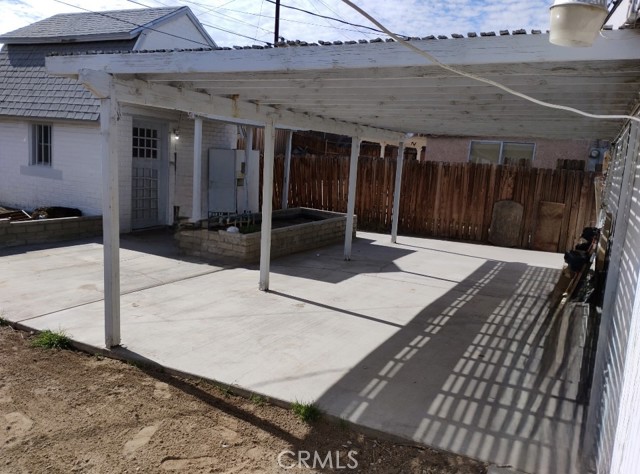 Detail Gallery Image 4 of 5 For 1700 Sunrise Rd., Barstow,  CA 92311 - 3 Beds | 1 Baths