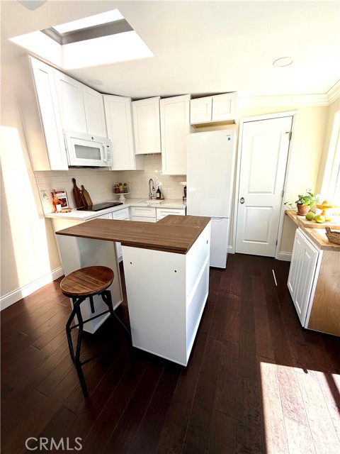 Detail Gallery Image 6 of 15 For 4462 Eureka Ave, Yorba Linda,  CA 92886 - 1 Beds | 1 Baths
