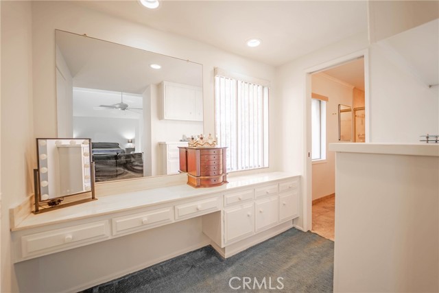 25531 Classic Drive, Mission Viejo CA: https://media.crmls.org/medias/3a8f7dfd-87f9-4ea8-8b46-259124b0b686.jpg
