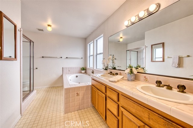 Detail Gallery Image 15 of 28 For 14925 Eastwood Ave, Lawndale,  CA 90260 - 3 Beds | 2/1 Baths