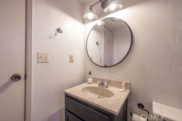 Detail Gallery Image 20 of 23 For 399 Kern Ave, Sugarloaf,  CA 92386 - 2 Beds | 1 Baths