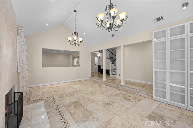 Detail Gallery Image 2 of 35 For 16513 Moorpark St, Encino,  CA 91436 - 5 Beds | 5/1 Baths