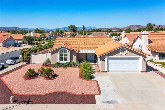 Detail Gallery Image 5 of 39 For 27198 Pinckney Way, Menifee,  CA 92586 - 2 Beds | 2 Baths