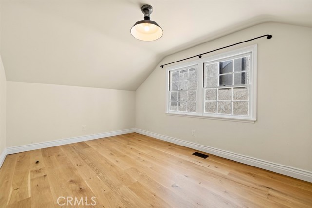 Detail Gallery Image 43 of 59 For 89 Rivo Alto Canal, Long Beach,  CA 90803 - 5 Beds | 3/1 Baths