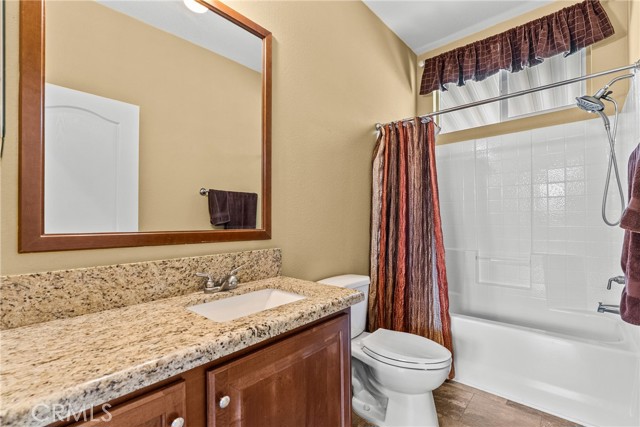 15455 Glenoaks, 481 photo 29