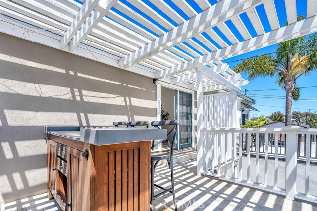 1613 Armour Lane, Redondo Beach, California 90278, 3 Bedrooms Bedrooms, ,1 BathroomBathrooms,Residential,For Sale,Armour,SB26086137