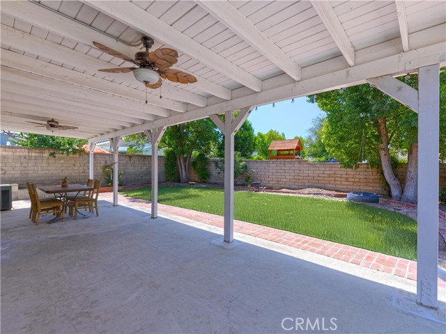 Detail Gallery Image 21 of 22 For 23209 via Barra, Valencia,  CA 91355 - 4 Beds | 3 Baths
