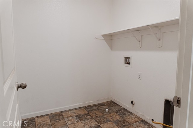 Detail Gallery Image 33 of 42 For 3935 E Myrtle Ave, Visalia,  CA 93292 - 4 Beds | 3 Baths