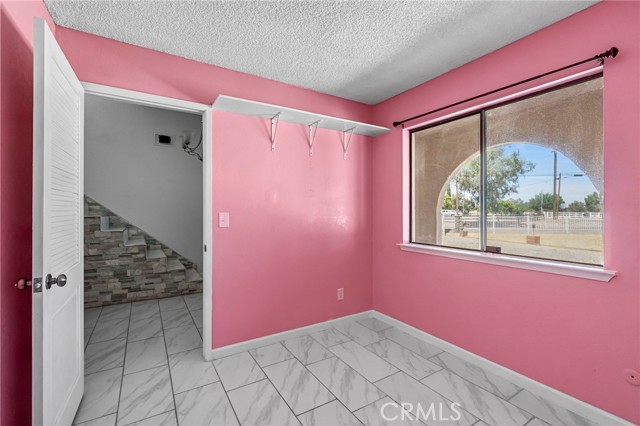 16474 Karen Road, Madera CA: https://media.crmls.org/medias/3a9418c8-bbba-4cf9-a381-38629b0762c0.jpg