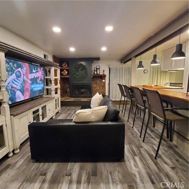 Detail Gallery Image 2 of 16 For 720 W Big Bear Bld, Big Bear City,  CA 92314 - 2 Beds | 2 Baths