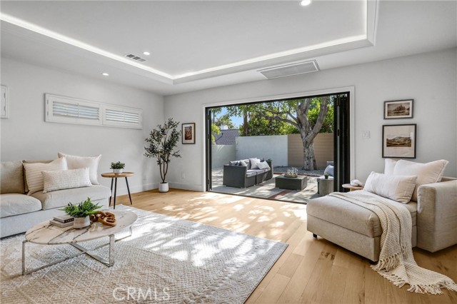 1035 Medford Road, Pasadena CA: https://media.crmls.org/medias/3a947e7b-0add-4a0b-8666-261faf10e237.jpg