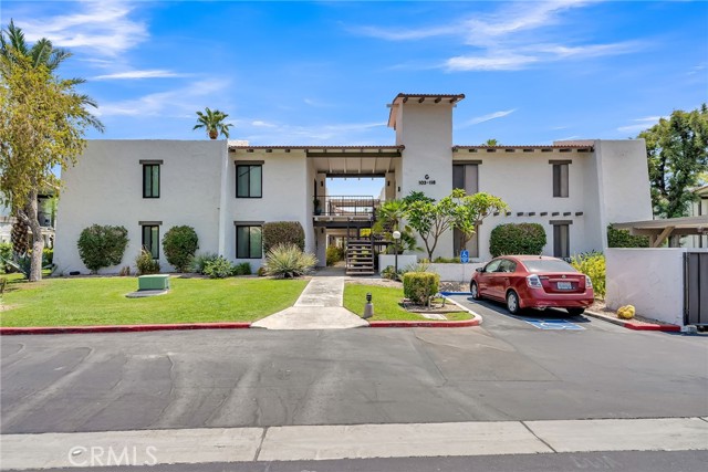 Detail Gallery Image 3 of 33 For 1050 E Ramon Rd #115,  Palm Springs,  CA 92264 - 3 Beds | 2 Baths