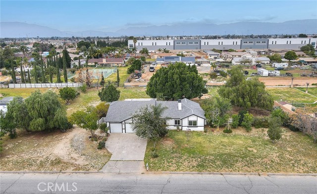 Detail Gallery Image 7 of 58 For 19182 Ash, Bloomington,  CA 92316 - 4 Beds | 2 Baths