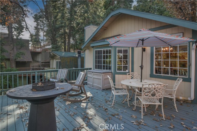 Detail Gallery Image 15 of 22 For 735 E Victoria Ct, Lake Arrowhead,  CA 92352 - 2 Beds | 1/1 Baths