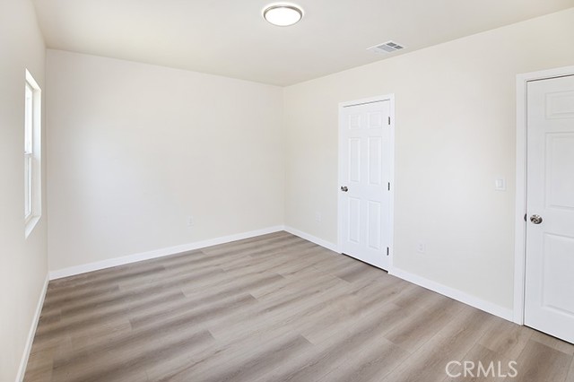 10709 Sherman Place, Sun Valley CA: https://media.crmls.org/medias/3a96c2ab-2b95-4313-9d2e-235809546b0f.jpg