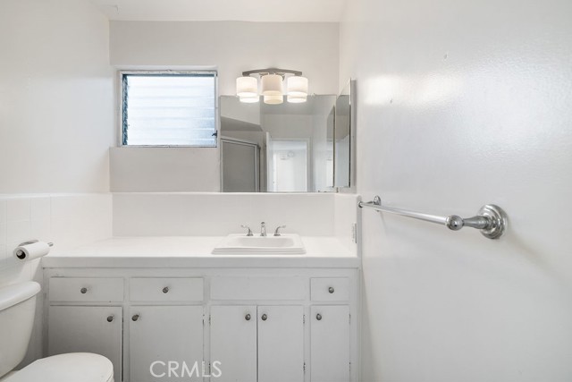 Detail Gallery Image 24 of 42 For 1101 Lincoln Bld 1a,  Santa Monica,  CA 90403 - 2 Beds | 2 Baths