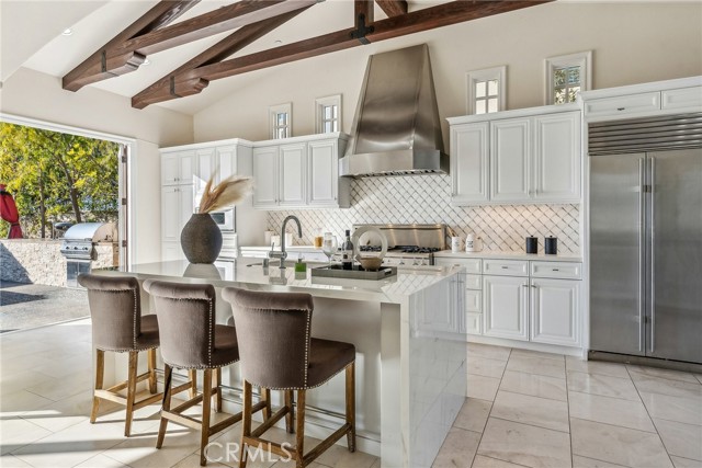 3 Coral Cay, Newport Coast CA: https://media.crmls.org/medias/3a97acca-2263-4e95-a1f1-75f9b874b0d9.jpg