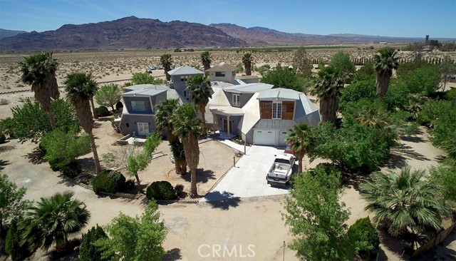 Detail Gallery Image 64 of 67 For 45985 Cottonwood Rd, Newberry Springs,  CA 92365 - 4 Beds | 5/1 Baths