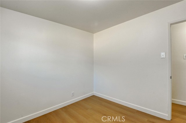 Detail Gallery Image 11 of 16 For 2197 Larchmont St, Pomona,  CA 91767 - 3 Beds | 2 Baths