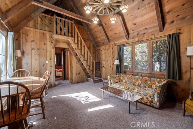 Detail Gallery Image 4 of 19 For 325 E Fairway Bld, Big Bear City,  CA 92314 - 2 Beds | 1 Baths