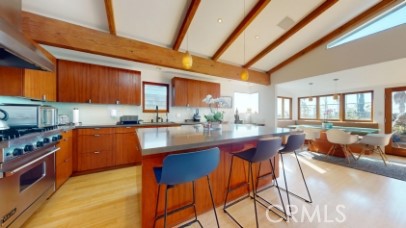 3205 Bayview Drive, Manhattan Beach CA: https://media.crmls.org/medias/3a9b6a2d-c769-4d6f-90de-9c40dd2580fa.jpg