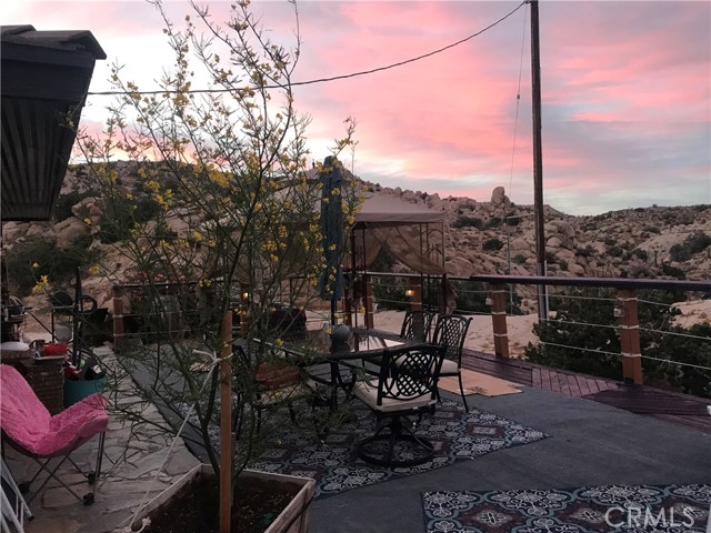 56564 Nelson Avenue, Yucca Valley CA: https://media.crmls.org/medias/3a9b6b54-13e5-4e57-9652-c3efbddd7212.jpg