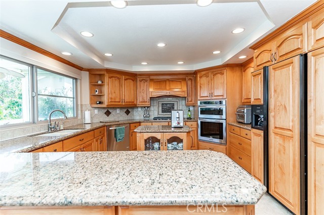 Image 13 of 37 For 2826 Larkspur Avenue