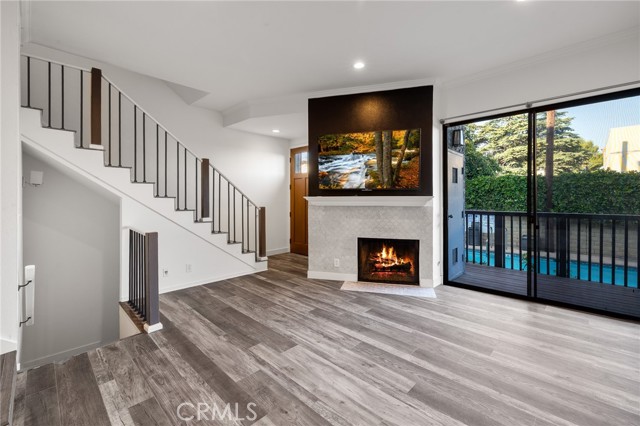 Detail Gallery Image 5 of 46 For 5100 Riverton Ave #14,  North Hollywood,  CA 91601 - 3 Beds | 2/1 Baths