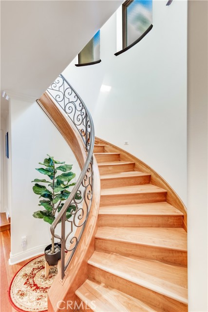 320 24th Place, Manhattan Beach, California 90266, 3 Bedrooms Bedrooms, ,3 BathroomsBathrooms,Residential,Sold,24th,SB21215481