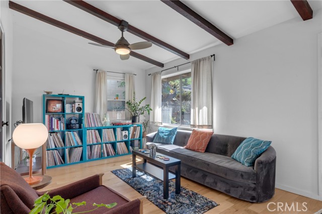 3611 Loosmore Street, Los Angeles CA: https://media.crmls.org/medias/3a9c8d7a-7f4d-44c0-b7c8-c3b07f5288d3.jpg