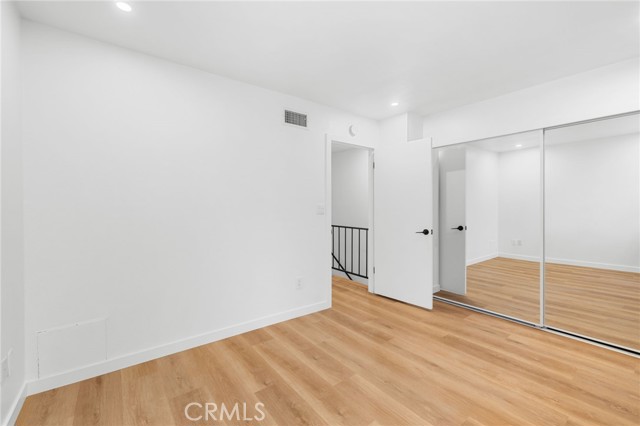 Detail Gallery Image 17 of 26 For 621 E Cedar a,  Burbank,  CA 91501 - 2 Beds | 1/1 Baths