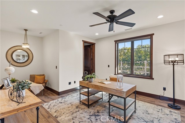 Detail Gallery Image 25 of 72 For 41570 Avenida Bordeaux, Temecula,  CA 92592 - 6 Beds | 4/1 Baths