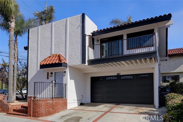 220 Beryl Street, Redondo Beach, California 90277, 2 Bedrooms Bedrooms, ,2 BathroomsBathrooms,Residential,Sold,Beryl,SB23039929